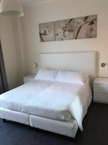 Hotel River Palace Terracina Exterior photo