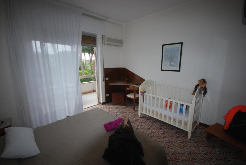 Hotel River Palace Terracina Exterior photo