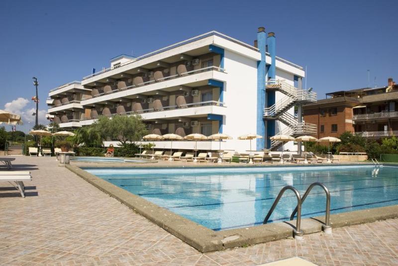 Hotel River Palace Terracina Exterior photo