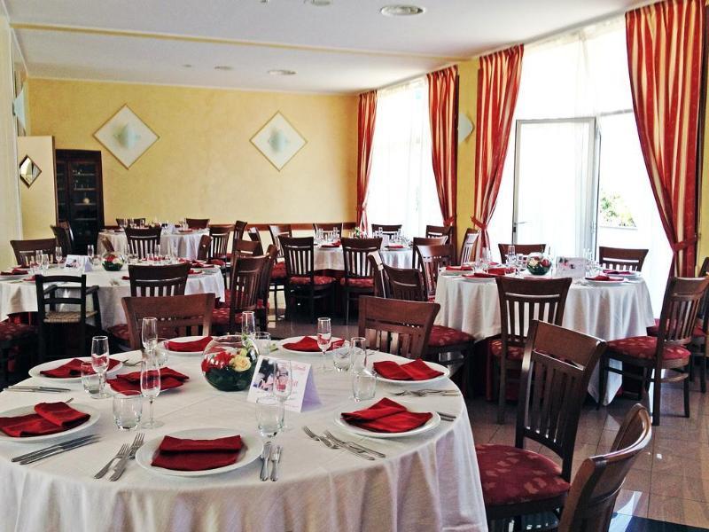Hotel River Palace Terracina Exterior photo